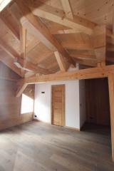 Chalet Mont Blanc - Bedroom 4, feature carpentry