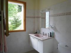 Chalet Le Belvedere - Apartment 1, en-suite shower room